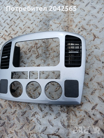 Конзола за радио Сузуки Гранд Витара , снимка 3 - Части - 54175118