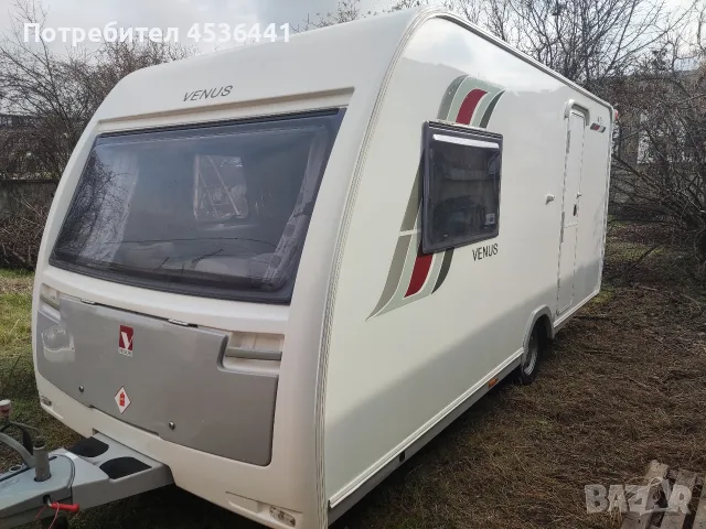 Продавам каравана Lunar Venus в много добро състояние 