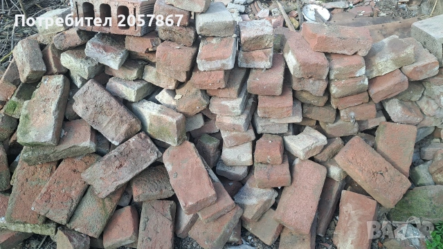 Продавам тухли единички