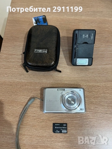 Фотоапарат Sony 10,1 Mp с подаръци