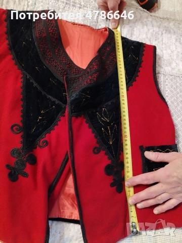 Български народни носии Елеци, снимка 4 - Антикварни и старинни предмети - 54082075