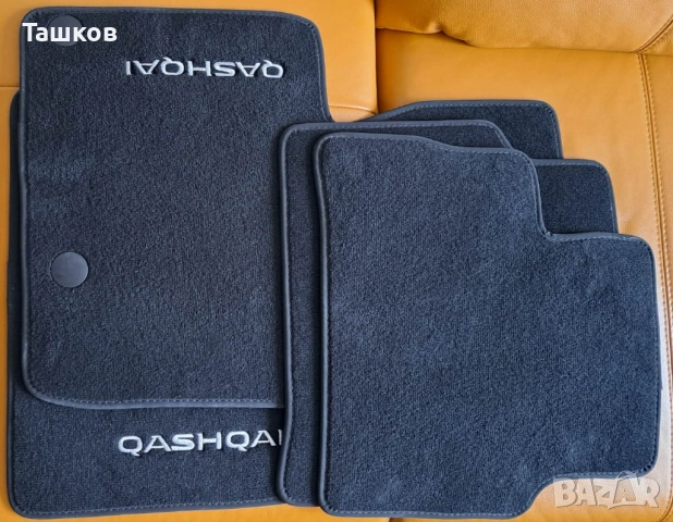 Продавам нови мокетни стелки за Nissan Qashqai