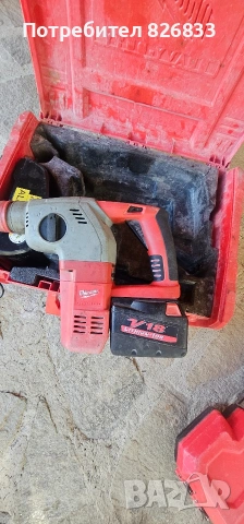 Milwaukee Акумулаторен перфоратор 2x18V отличен