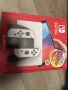 Nintendo Switch OLED (Бял) + 2-ри комплект Joy-Con + 45 Топ Игри (Zelda, Mario, Persona 5), снимка 3