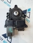 82450-J7015 моторче предно ляво за ел. стъклоповдигач от Kia XCeed (CD) 1.5 T-GDI двигател G4LH, снимка 1