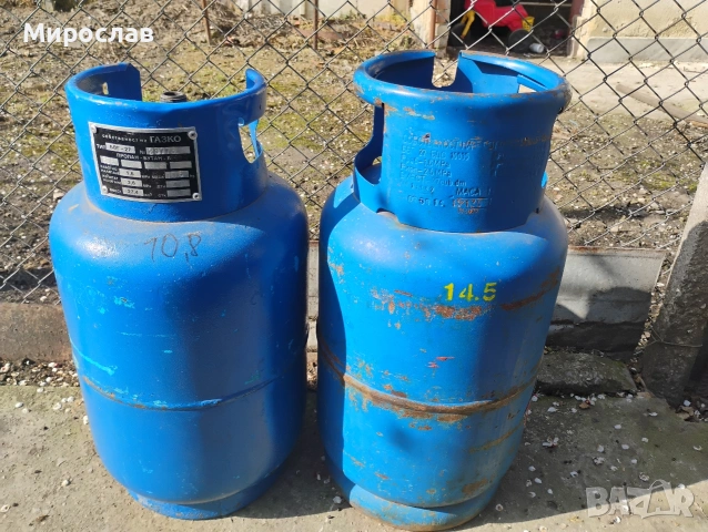Два броя газови бутилки , снимка 3 - Котлони - 54080872