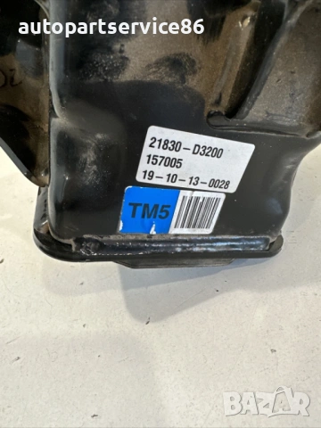 Лява тампона на двигателя за Hyundai Tucson 1.6 CRDi Hybrid (2019) 21830-D3200 , снимка 3 - Части - 54379774