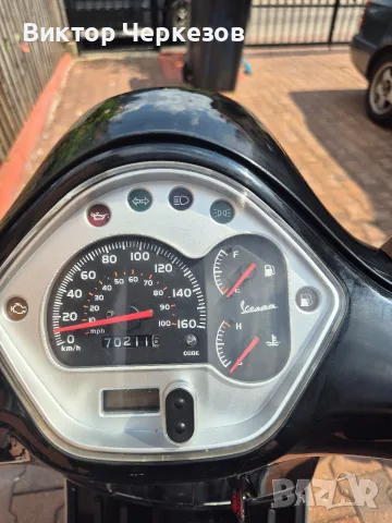 vespa GTS 300 скутер , снимка 10 - Мотоциклети и мототехника - 55606394