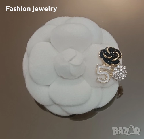 Брошки  Chanel, снимка 7 - Други - 54646539