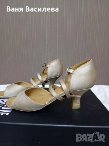 обувки за спортни танци 