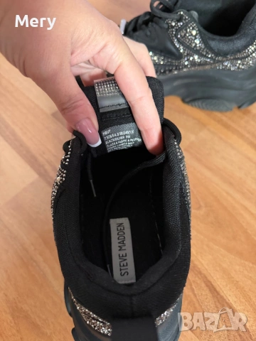 Дамски маратонки Steve Madden , снимка 4 - Маратонки - 54274027