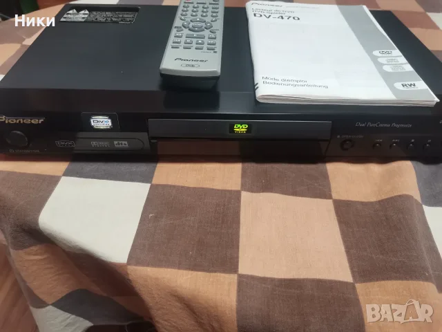 Продавам DVD PIONEER с документи и дистанционно, снимка 3 - Плейъри, домашно кино, прожектори - 55644173