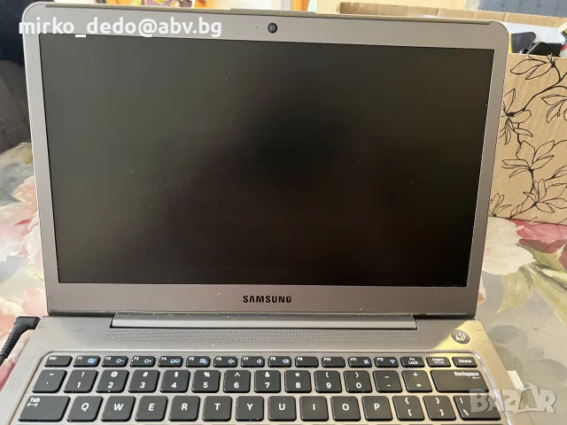 лаптоп samsung NP 530u3b, снимка 4 - Лаптопи за дома - 55407371