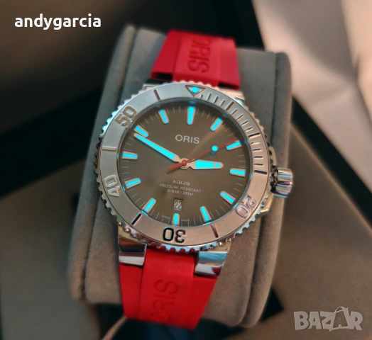 Oris Aquis Date Relief Мъжки часовник 43мм automatic diving 733 7730 4153 с кутия книжки като нов, снимка 9 - Мъжки - 54778173