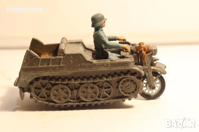 1:32?? Britains Deetail WW2 Kettenkrad ВОЕНЕН МОДЕЛ ВОЙНИК, снимка 6 - Колекции - 54562441