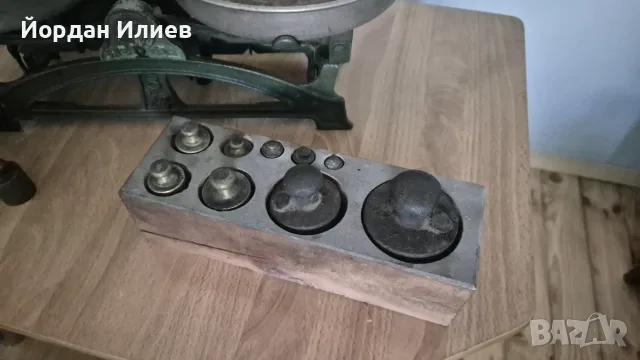 Стар кантар/везна МЕФА с комплект тежести, снимка 3 - Антикварни и старинни предмети - 55377636