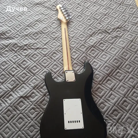 Електрическа китара Rockwood lx90, снимка 3 - Китари - 55477579