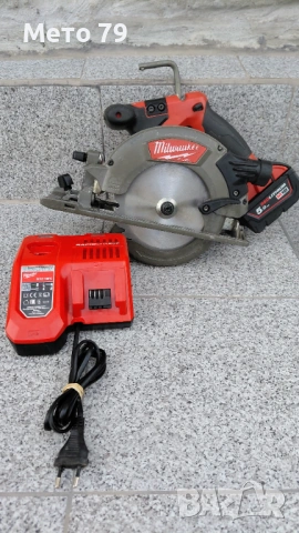 Milwaukee CCS55 Акумулаторен циркуляр 