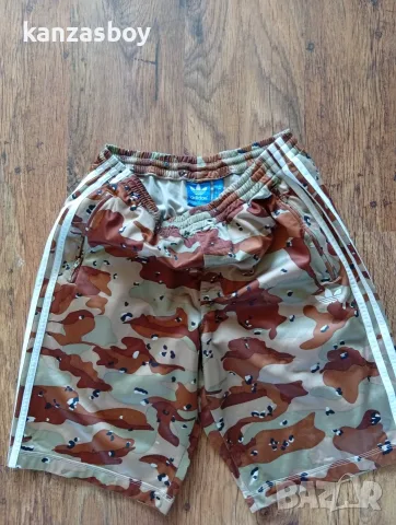 Adidas Camouflage - мъжки къси панталони р-р М, снимка 4 - Къси панталони - 55457179