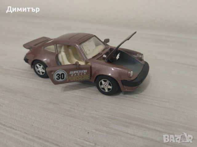 Ретро модел Porsche 911 !