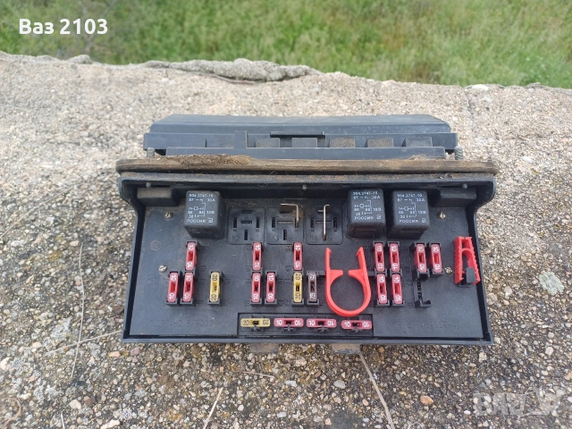 табло с бушони ВАЗ 2104, 2105 и ВАЗ 2107 