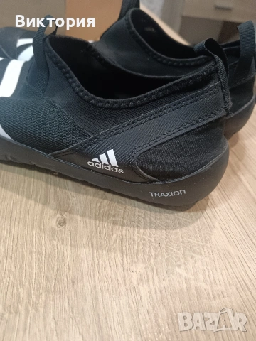 adidas traxion, снимка 9 - Спортни обувки - 54773598