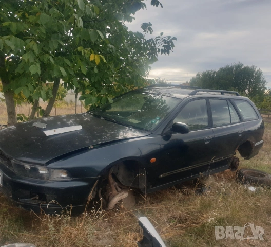 Продавам Митсубиши Галант (на части), снимка 8 - Автомобили и джипове - 54387383