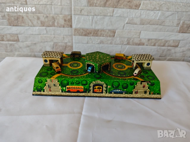 Стара руска механична играчка - "Автотрасса" - 70-те години