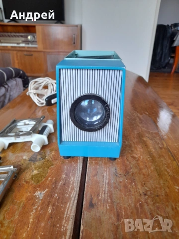 Стар Диапроектор Predom Profil #2, снимка 2 - Антикварни и старинни предмети - 54092513