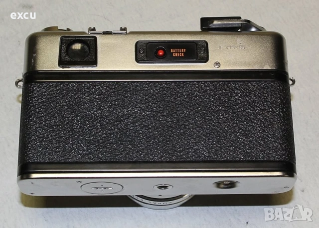 Телеметричен апарат Yashica Elektro 35 GSN, снимка 3 - Фотоапарати - 55005593