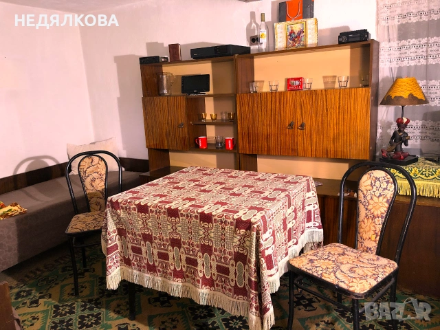 СОБСТВЕНИК Продава Двуетажна Масивна Къща с Двор с. НЕДЯЛСКО, снимка 9 - Къщи - 55206800