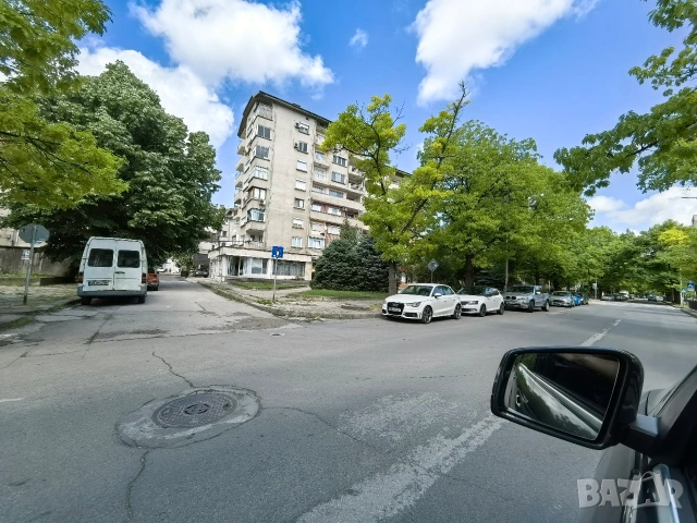 подблоков гараж в центъра на Ловеч , снимка 8 - Гаражи и паркоместа - 54791462