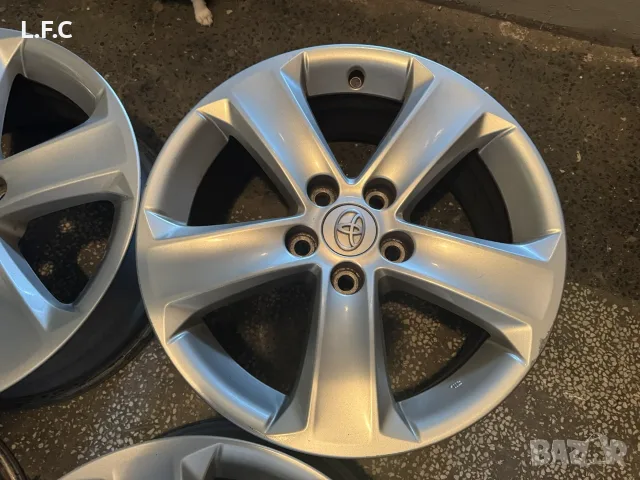 Оригинални алуминиеви джанти 17" TOYOTA 5х114.3, 7J, ET39, снимка 5 - Гуми и джанти - 55478841