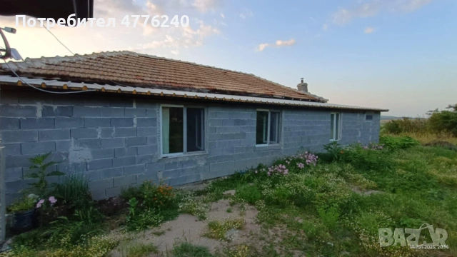 Къща на изплащане в с. Дебелт , снимка 2 - Къщи - 53975446