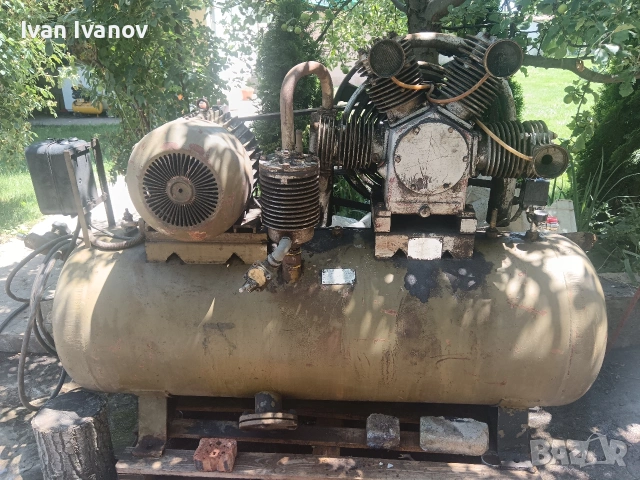 Български компресор ук 100, снимка 3 - Други машини и части - 55231740