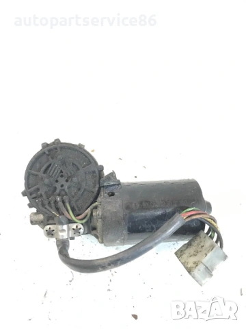 Преден мотор за чистачки за Mercedes Sprinter (2002) 0390241345