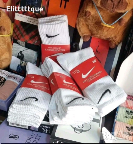 6 чифта в кутия чорапи nike fendi louis vuitton Adidas , снимка 8 - Дамски чорапи - 54981673