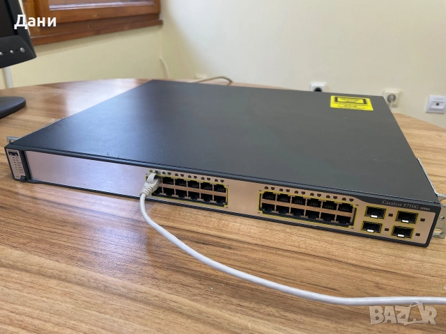 Гигабитов Суич Cisco Catalyst 3750G, снимка 7 - Суичове - 55228669