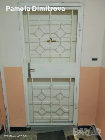 Решетка за врата