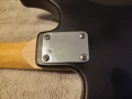 Електрическа китара Behringer Super Strat style в отлично състояние., снимка 10