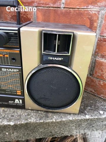 Радиокасетофон Sharp GF-A1, снимка 4 - Радиокасетофони, транзистори - 54801567