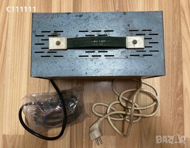 Зарядно за акумулатор, снимка 11 - Аксесоари и консумативи - 54554448