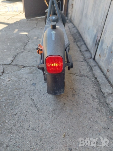 Електрическа тротинетка Ninebot by Segway F25 E II, снимка 8 - Друга електроника - 54563672