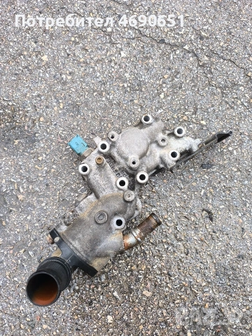 корпус термостат за Ситроен Саксо 