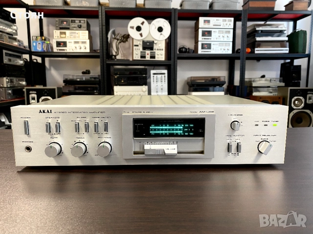 Vintage усилвател Akai, снимка 2 - Ресийвъри, усилватели, смесителни пултове - 54332141