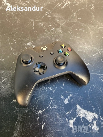Xbox One S 1TB с джойстик, снимка 4 - Xbox конзоли - 54727386