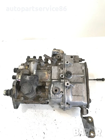 Горивна помпа Bosch за Mercedes-Benz MB100 2.4D (1991-1997) 6160706801 / 0400074961
