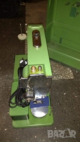 шевна машина ELNA , снимка 4 - Шевни машини - 53953638