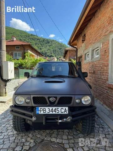 Nissan Terrano || 2,7 1997