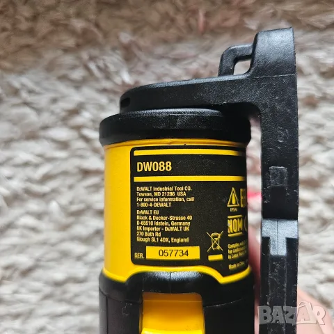 Dewalt DW088 линеен лазерен нивелир, снимка 4 - Измервателни инструменти - 55625839